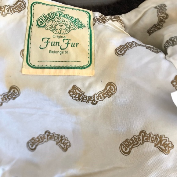 1980s Cabbage Patch Kid with Faux Fur Jacket - Picture 10 of 12